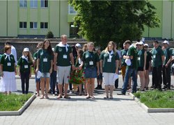 Покладання квітів до пам'ятника С.Ковпаку